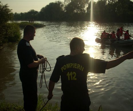 Doi copii au murit înecaţi. Au vrut să se răcorească şi au fost luaţi de ape