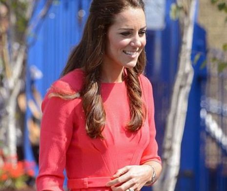 Kate Middleton, Ducesa de Cambridge, poartă ținute fabricate la Arad