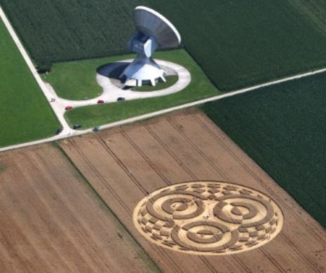 Mesaje de la extratereştri? Forme bizare descoperite pe un câmp din Germania. Locul este strâns legat de prima aterizare pe Lună | GALERIE FOTO