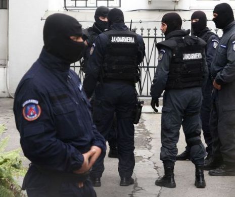 PERCHEZIŢII la o grupare de interlopi din Timişoara. 23 de persoane, printre care Adrian Cocoană și Sorin Udrea, duse la audieri