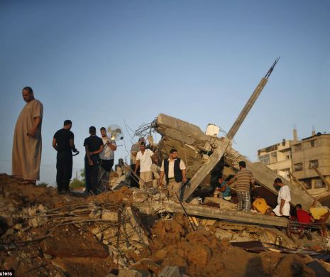 RAIDURI israeliene în Gaza: bilanţul a urcat la 202 morţi