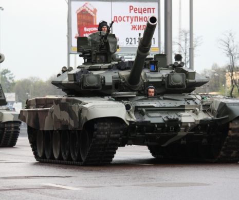 Ucraina. Separatiştii ruşi au furat un tanc şi două tunuri dintr-un muzeu militar din Doneţk