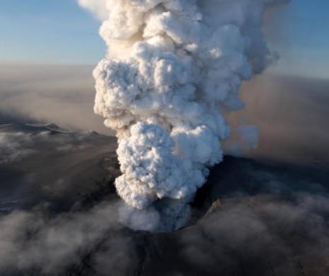 COD ROŞU de alertă pentru zboruri în Islanda. VULCANUL Bardarbunga a erupt | FOTO și VIDEO