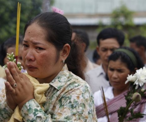 Doi foşti lideri ai khmerilor roşii, condamnaţi la închisoare pe viaţă pentru crime împotriva umanităţii