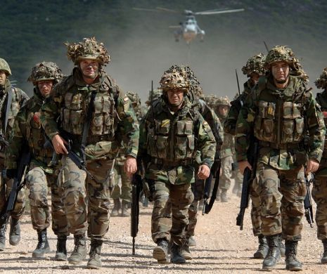 Financial Times: Forță multilaterală NATO de intervenție rapidă, cu cel puțin 10.000 de membri
