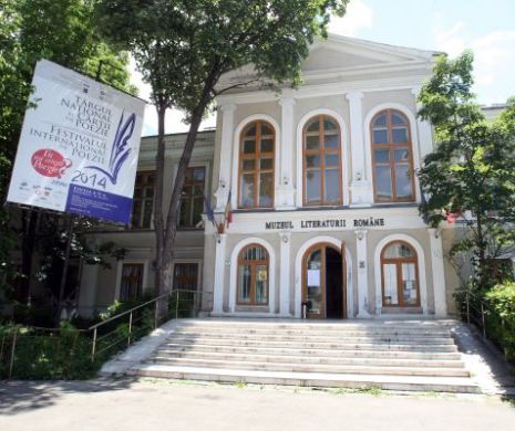 Muzeul Literaturii se mută provizoriu în Casa Scânteii și rămâne închis
