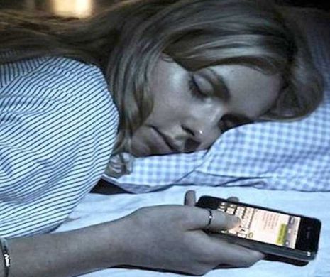 Nomofobia, noua BOALĂ care afectează posesorii de TELEFOANE mobile