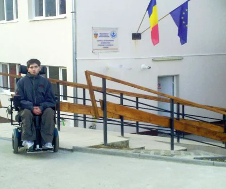Teroare împotriva celor fără apărare. Bătaie de joc la Centrul de persoane cu dizabilități din Cisnădie