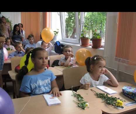 50 de copii din localitatea Câineni, judeţul Vâlcea nu au cum să ajungă la şcoală