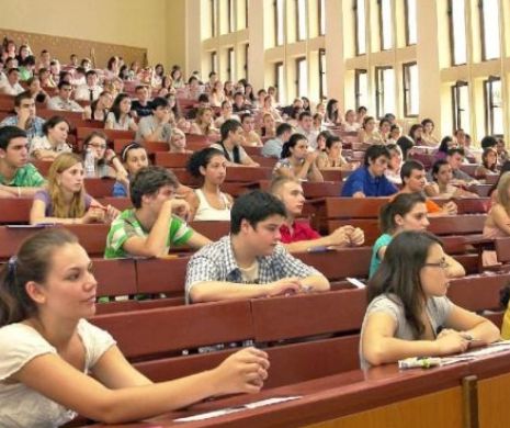 Aproximativ 14.000 de studenţi străini urmează în România cursuri de licenţă, masterat sau doctorat