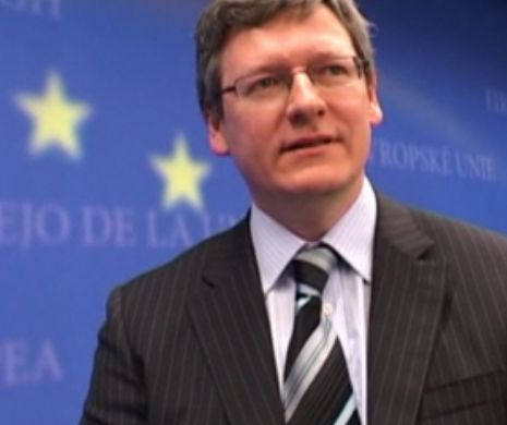 Comisarul Laszlo Andor îi recomandă lui David Cameron să evite declarațiile "necntrolate" despre români