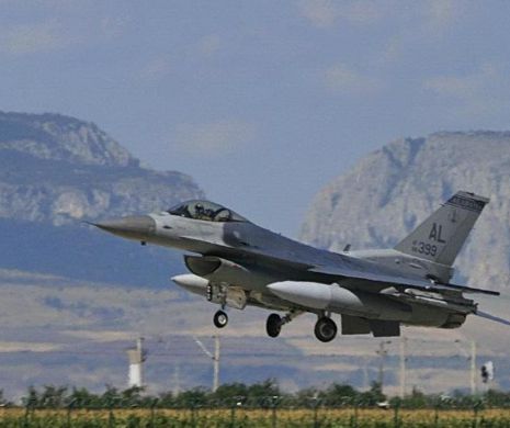 Pilotul Marin Mihăiţă: Suntem foarte bine pregătiţi pentru a trece pe avionul F-16