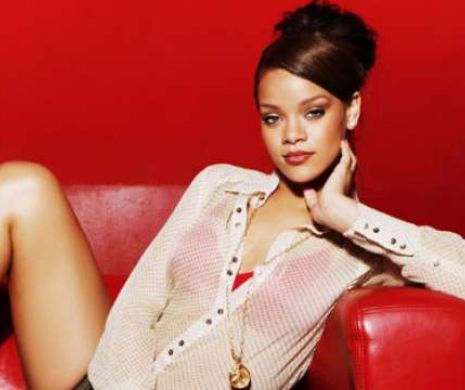 Rihanna ar putea fi următoarea "Bond Girl"