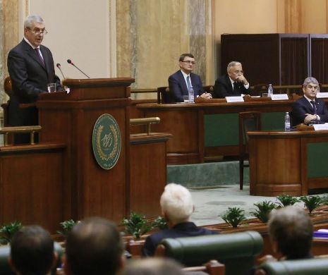 Scandal în Senat, pe tema vacanței înainte de prezidențiale. Oprea: Suspendaţi indemnizaţiile! Sârbu: Nu vă crede nimeni!