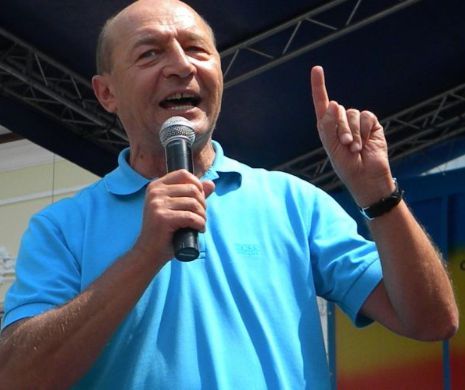 Traian Băsescu a semnat pentru susținerea Elenei Udrea la prezidențiale