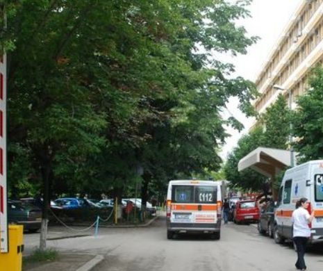 Un PACIENT, dat dispărut, a fost găsit MORT la subsolul Spitalului Judeţean Bacău