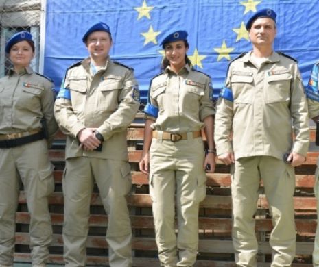 CEI MAI BUNI polițiști români din Afganistan au primit MEDALIA EUPOL
