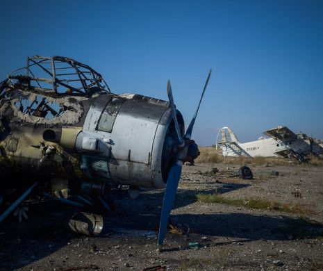 Cum arată aeroportul din Lugansk după BOMBARDAMENT | Galerie Foto