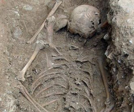 Descoperire şocantă. Cum a fost găsit după sute de ani trupul unei fetiţe vrăjitoare de 13 ani