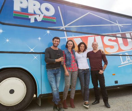 Dragoș Bucur a plecat in caravana Visuri la Cheie pentru a schimba destinele romanilor la Pro TV