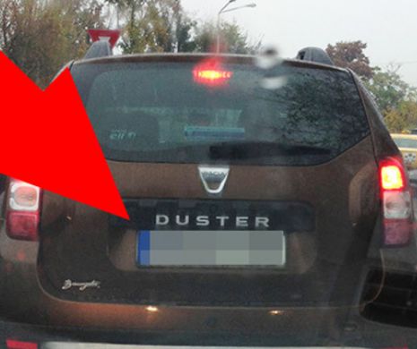 Masina acestui UNGUR a întors toate capetele pe străzile din Bucureşti. Vezi ce NUMĂR de înmatriculare