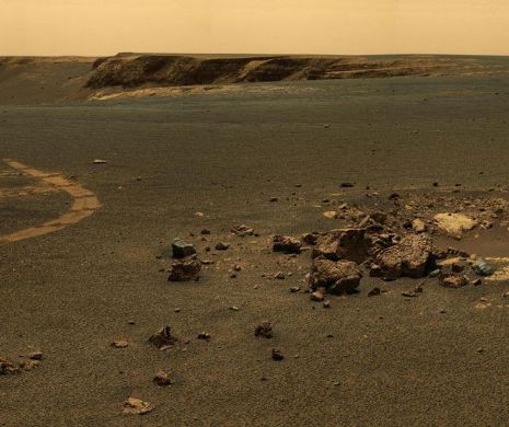O imagine de pa Marte a stârnit controverse pe internet. Ce a fost fotografiat pe Planeta Roşie | FOTO