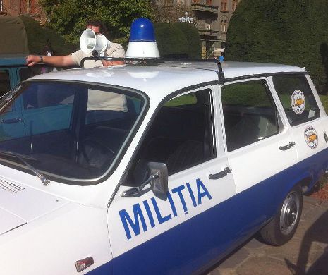 O mașină de MILIȚIE,  atracția paradei auto de la Timișoara