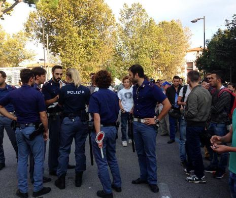 Opt români, reţinuţi la Florenţa, după o altercaţie între grupuri de romi înarmaţi cu lanţuri