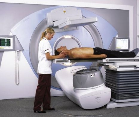 Radioterapia în spitale de stat, mulți pacienți, puține echipamente și medici. Ce oferă clinicile private