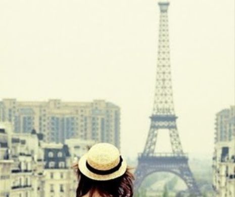 Vrei să îl vizitezi aşa? SPECTACULOS: De luni, Turnul Eiffel cu podea din STICLĂ şi multe altele | VIDEO