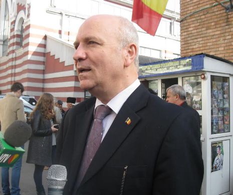 Alegeri prezidentiale 2014. Constantin Rotaru a votat la Râmnicu Vâlcea: ”Sper ca românii să gaseasca drumul cel bun”