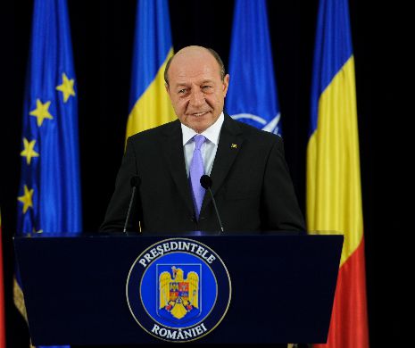 Băsescu cere Guvernului să legifereze o strategie ca tranzitul gazelor exploatate în Marea Neagră să se facă prin Transgaz