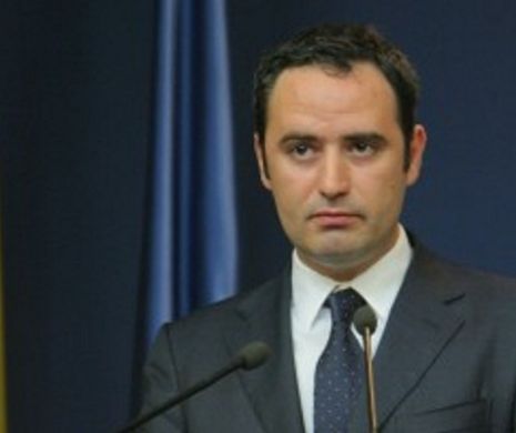 Brăila: Liberalii, la masă cu PSD, fără PDL.  Intalnire Boboc(PNL) cu Simionescu(PSD). Nazare(PDL): Nu am fost invitat, dar nici dacă eram invitat nu participam