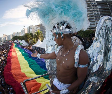 "Cea mai mare" căsătorie gay din lume, celebrată la Rio
