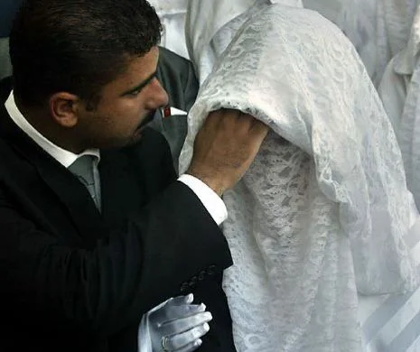 Cel mai rapid divorț din lumea arabă. A cerut despărțirea imediat după ce i-a văzut fața