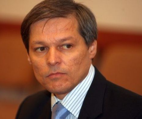 Dacian Cioloș: De data asta am reușit să votez, după ore bune de așteptare la coadă | FOTO