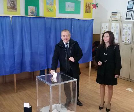 Emil Boc surprins de numărul mare de alegători pe listele electorale SUPLIMENTARE