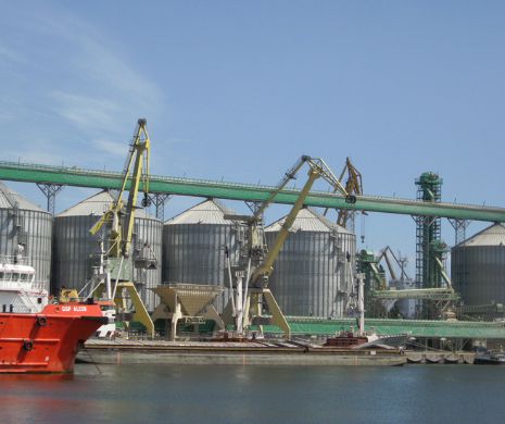 Evaziune fiscală de 180 milioane de euro cu cereale în portul Constanța