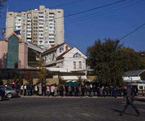 Observatorii ruşi vor monitoriza alegerile parlamentare din Republica Moldova