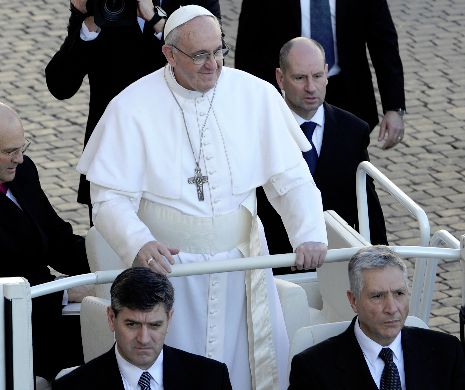 Papa Francisc susține, marți, un discurs în plenul Parlamentului European