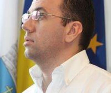 Prefectul Capitalei cere instanței să îl revoce din funcție pe viceprimarul incompatibil- Gabriel Pîrvu