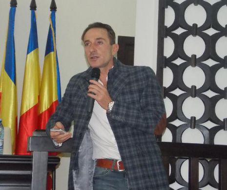 Radu Mazăre lansează pagina de Facebook a primăriei Constanţa-“Facebook-ul e mai important decât PSD-ul, nu mă interesează ŢIGĂNEALA DE PARTID”