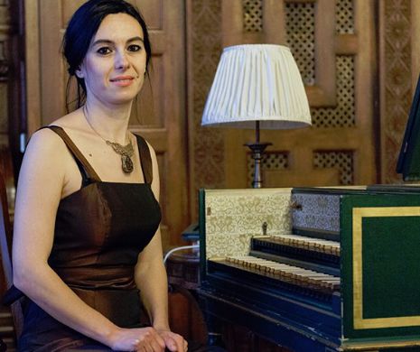 Raluca Enea - clavecinista care reînvie muzica barocă la Bucureşti
