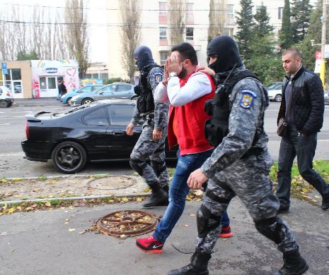 Tâlhari constănţeni capturaţi de poliţiştii din Brăila când “spărgeau în chefuri” prada de 10.000 de euro
