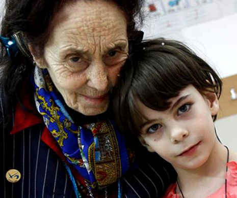 Ce COSMAR traieste Adriana Iliescu, cea mai batrana mama din Romania