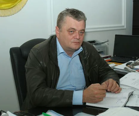 CJ Hunedora rămâne cu un singur şef. Moloţ şi Balint au fost suspendaţi, după arestarea la domiciliu