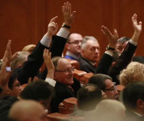 Parlamentarii votează azi proiectul legii bugetului pe 2015