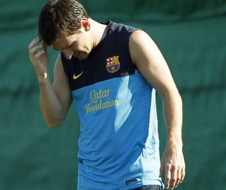 Suspendare pe viață pentru fanul care l-a lovit pe Messi cu o sticlă în cap. VIDEO