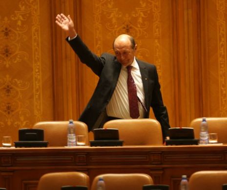 Traian Băsescu îşi ia ADIO de la Cotroceni duminică. 10 ani de mandat în imagini | GALERIE FOTO