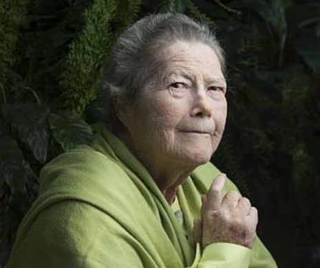 Colleen McCullough, care a scris „Pasărea spin”, a murit la 77 de ani